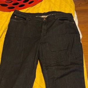 Duluth Trading size 16w cropped jeans dark wash